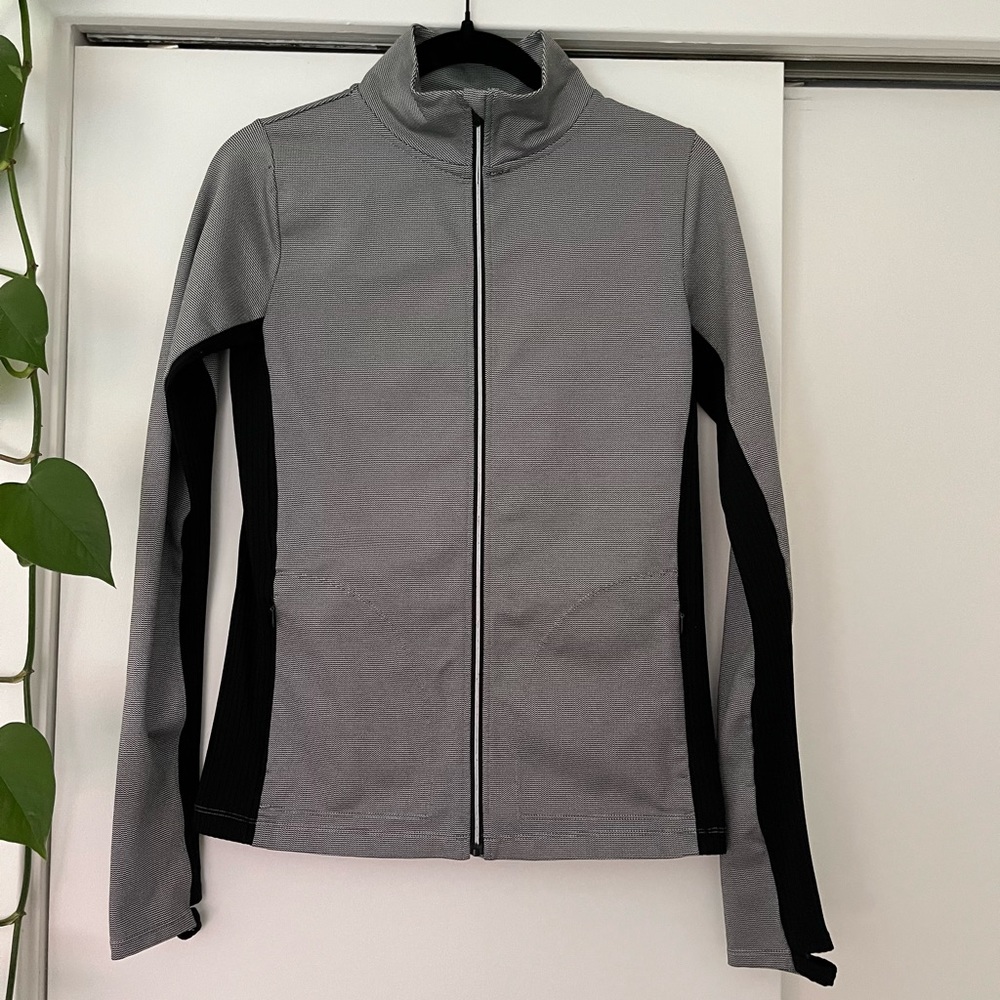 Splits59 zip up jacket - like new!